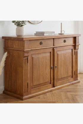 Tömör fenyő komód barna lakk patinával, 125x83x45 cm, elegáns tároló